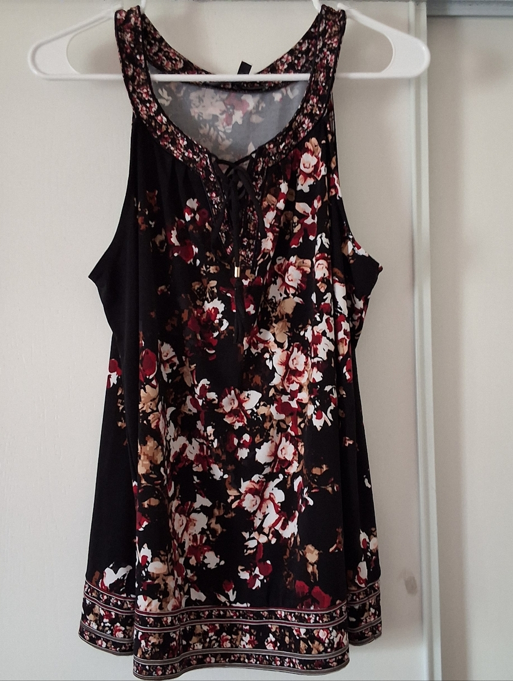 White House Black Market Floral Lace Up Halter Women's Sleeveless Blouse Size L